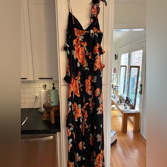 new Reformation Elysia floral print ruffle cascading gown in black orange - Picture 8 of 9